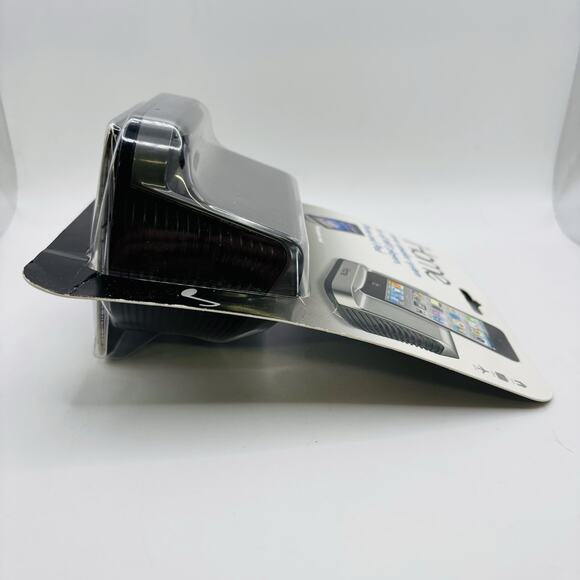NEW iHome iHM16 Stereo Speaker System Dock for iPhone, iPad, MP3 Players, Phones - Picture 4 of 10